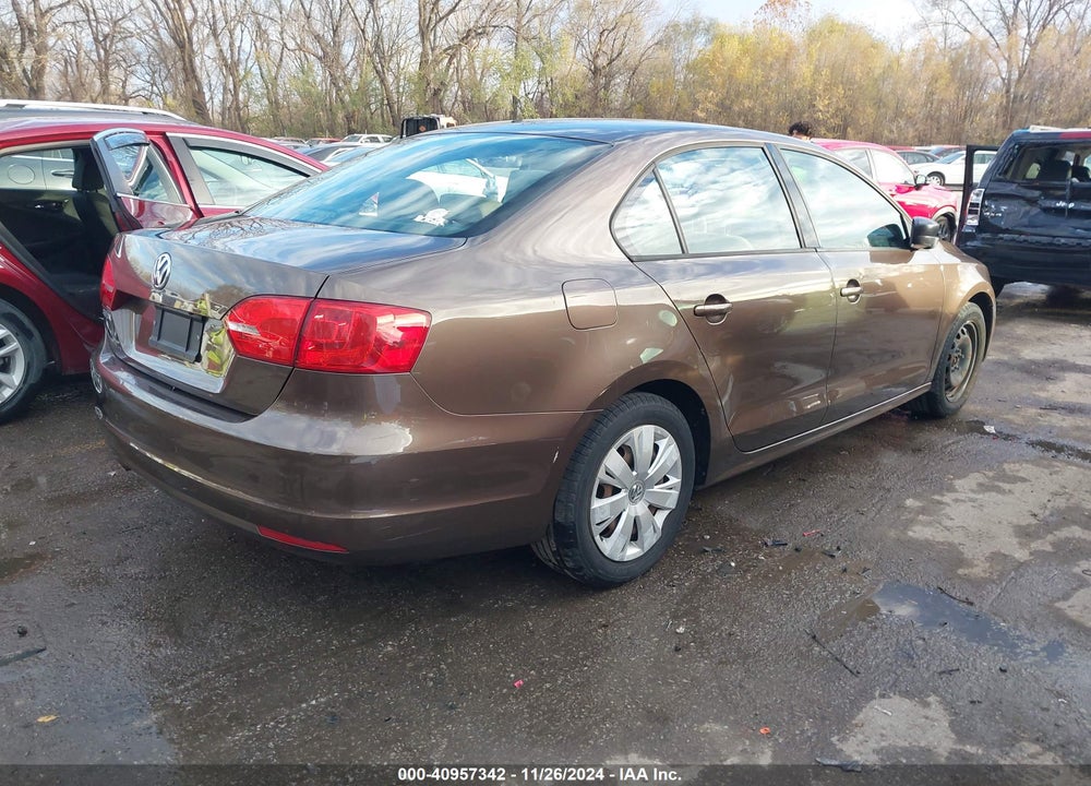 2014 VOLKSWAGEN JETTA 2.0L S VIN: 3VW2K7AJ6EM236771