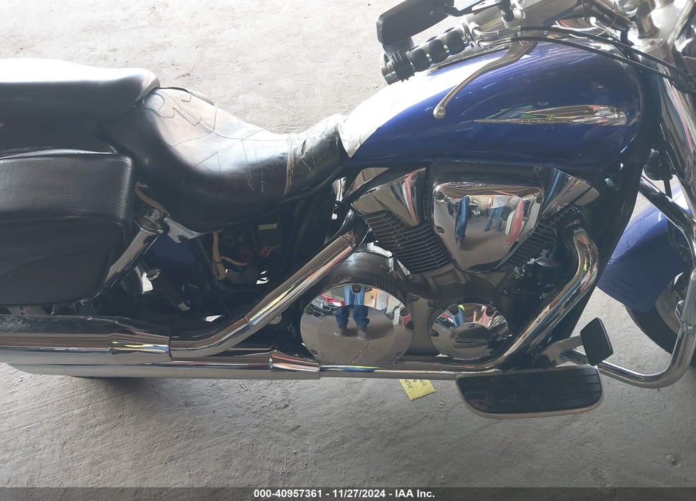 2006 HONDA VTX1300 R VIN: 1HFSC52636A309923