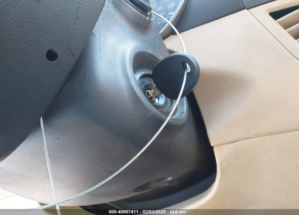 2013 HYUNDAI ELANTRA VIN: KMHDH4AE5DU551708