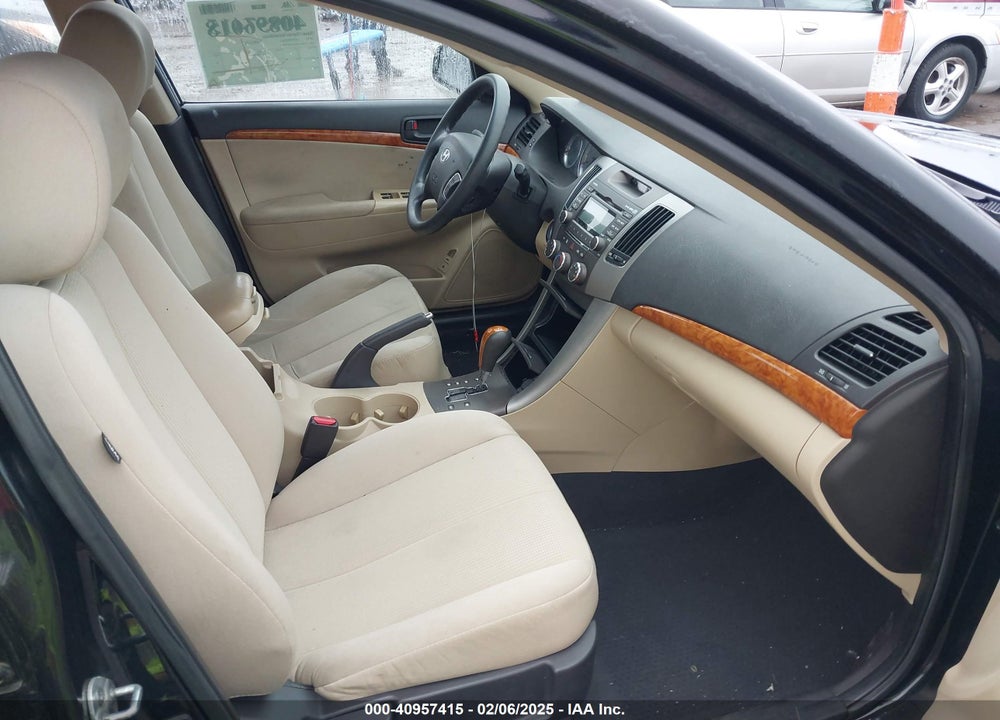 2010 HYUNDAI SONATA VIN: 5NPET4AC8AH627949