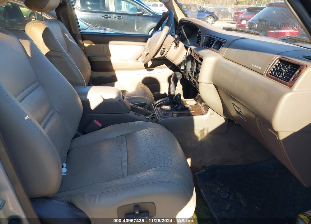 1997 TOYOTA LAND CRUISER VIN: JT3HJ85J9V0178680