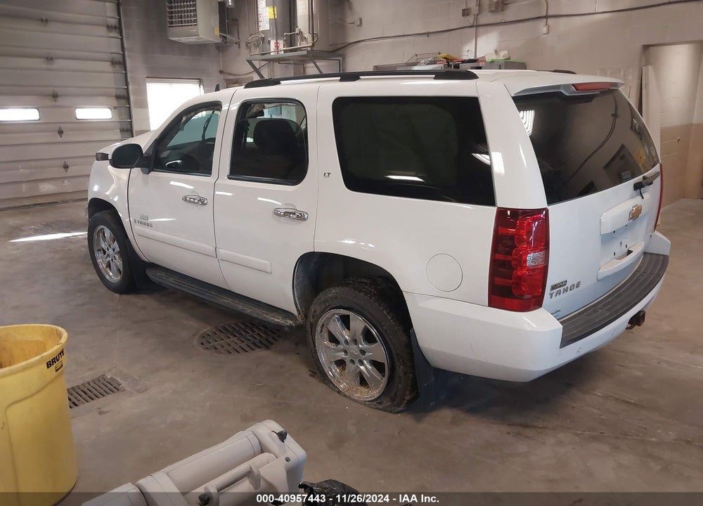 2007 CHEVROLET TAHOE LT VIN: 1GNFK13027J119654