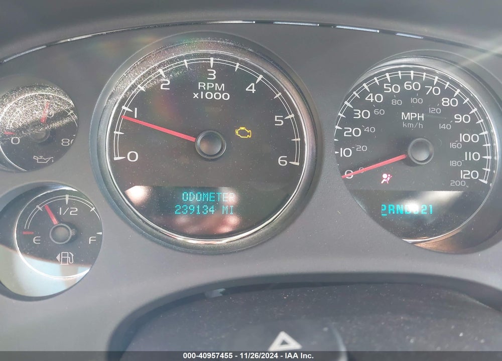 2007 CHEVROLET SUBURBAN 1500 LT VIN: 1GNFK16317R203004
