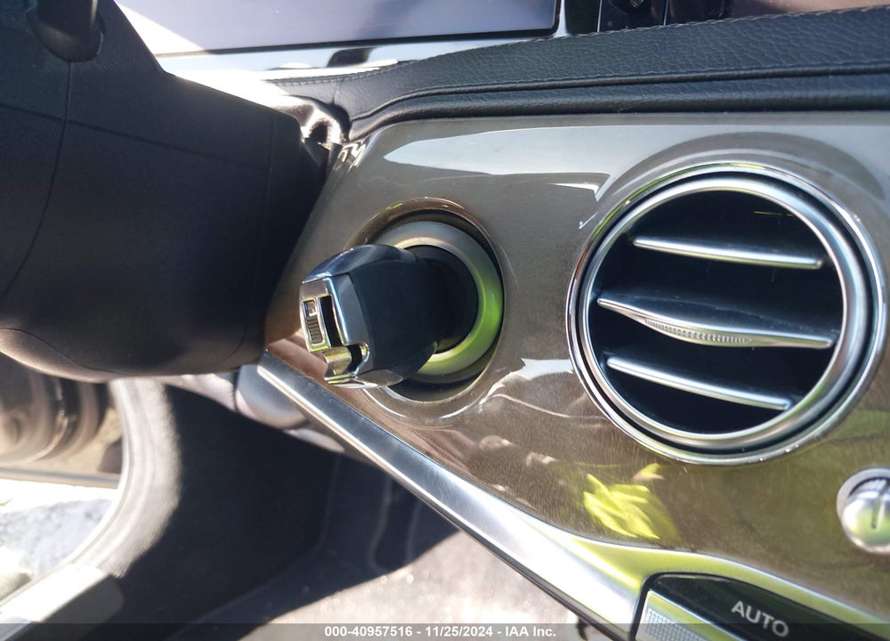 2014 MERCEDES-BENZ S 550 VIN: WDDUG8CB5EA018106