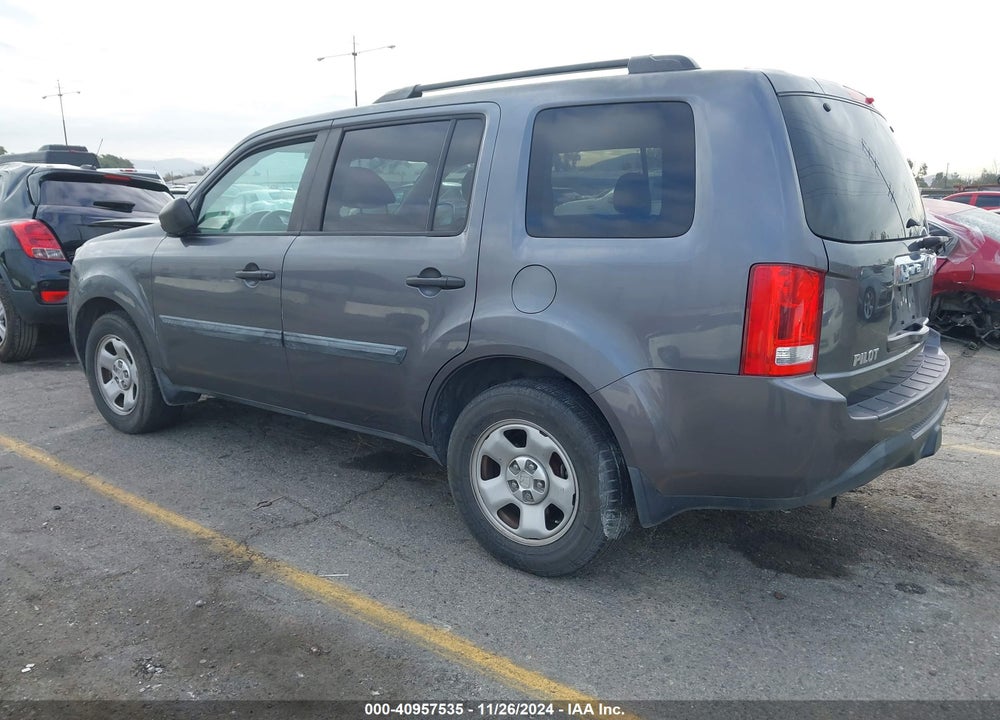 2014 HONDA PILOT LX VIN: 5FNYF4H20EB052686