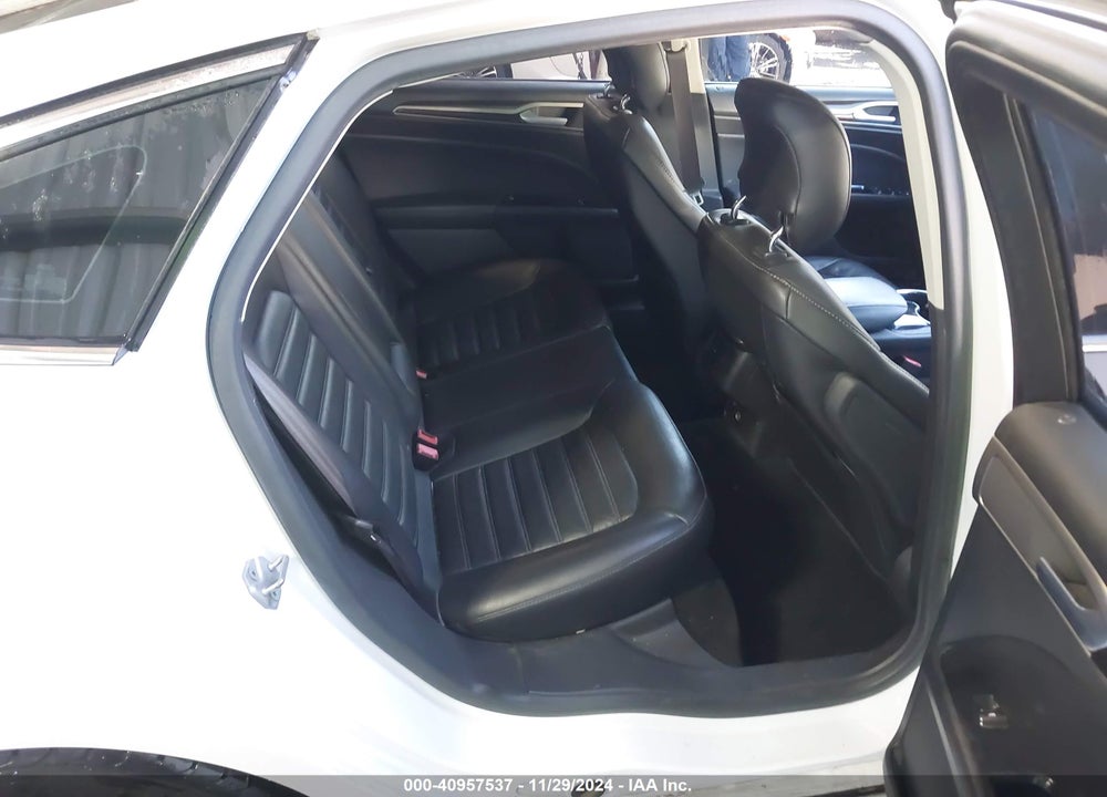 2014 FORD FUSION SE VIN: 3FA6P0HD2ER195321
