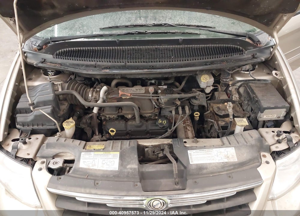 2005 CHRYSLER TOWN & COUNTRY TOURING VIN: 2C4GP54L15R517722