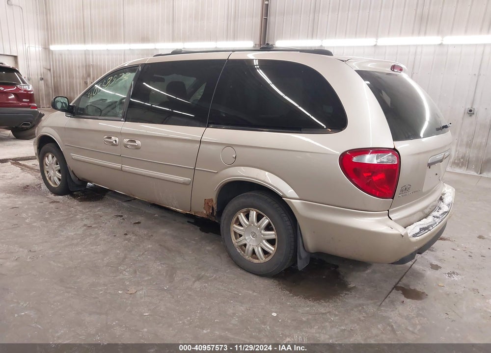 2005 CHRYSLER TOWN & COUNTRY TOURING VIN: 2C4GP54L15R517722