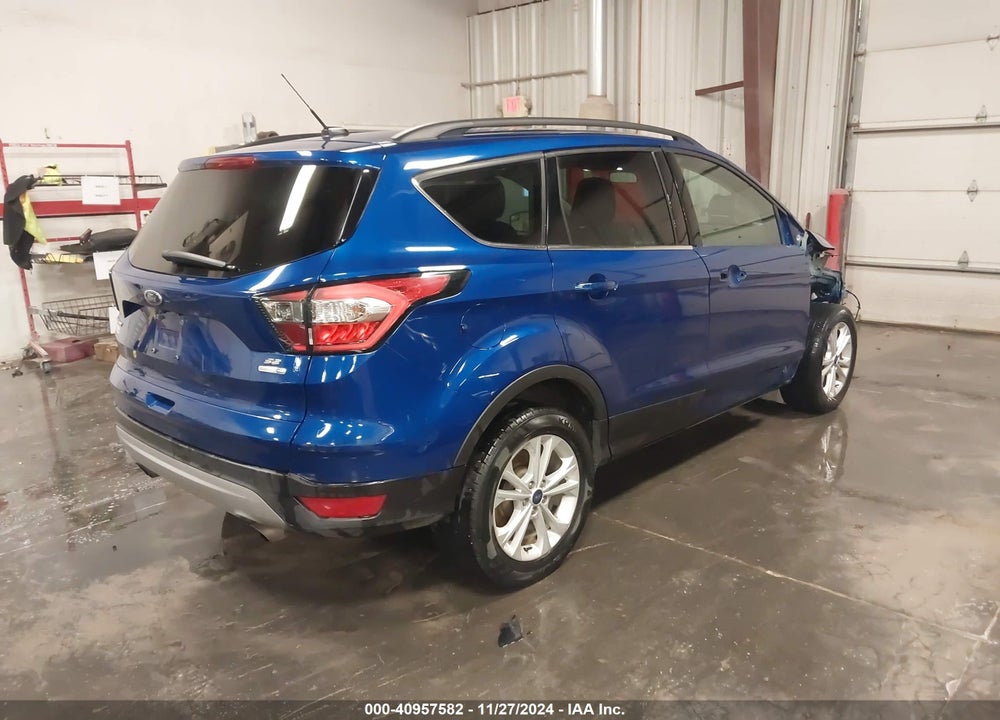 2018 FORD ESCAPE SE VIN: 1FMCU9GD5JUA85745