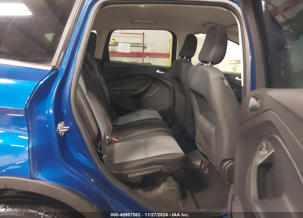2018 FORD ESCAPE SE VIN: 1FMCU9GD5JUA85745