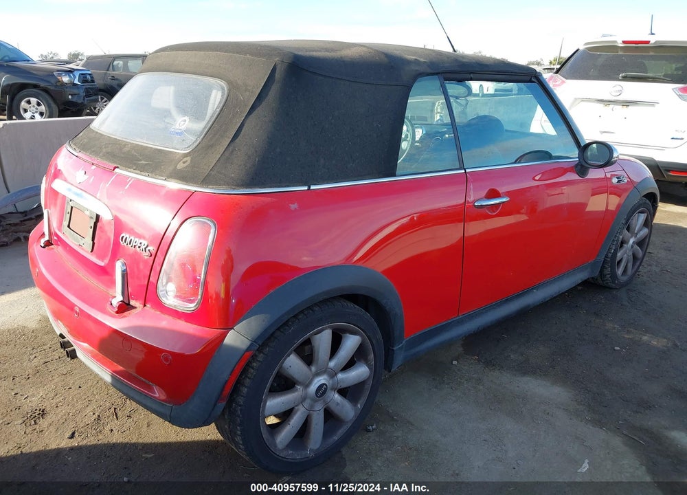 2007 MINI COOPER S VIN: WMWRH33517TJ44171