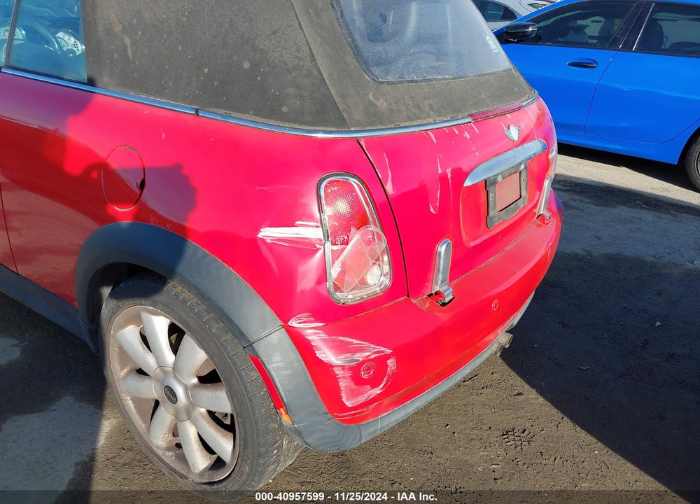 2007 MINI COOPER S VIN: WMWRH33517TJ44171