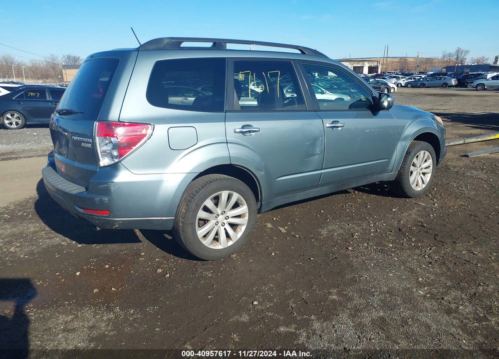 2013 SUBARU FORESTER 2.5X LIMITED VIN: JF2SHAEC8DH405249
