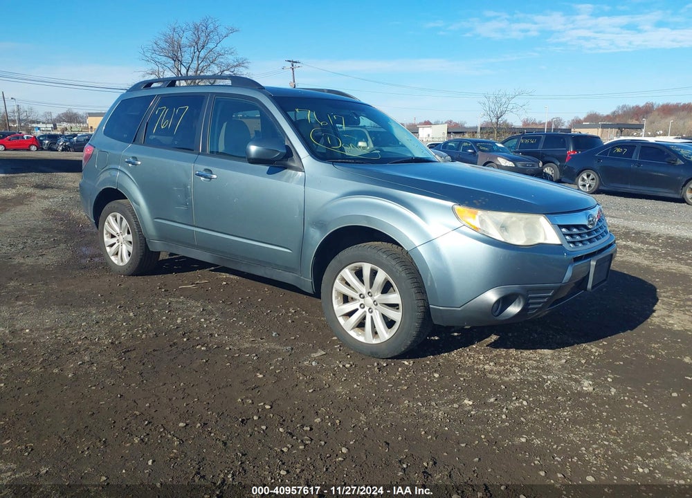2013 SUBARU FORESTER 2.5X LIMITED VIN: JF2SHAEC8DH405249