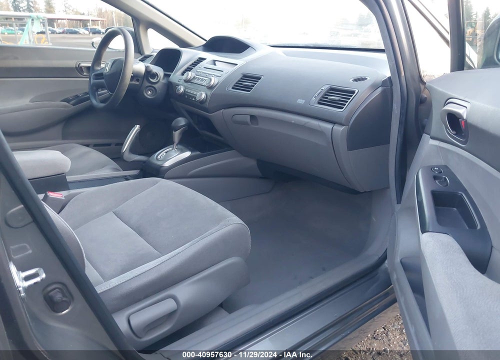 2008 HONDA CIVIC LX VIN: 1HGFA16558L102583