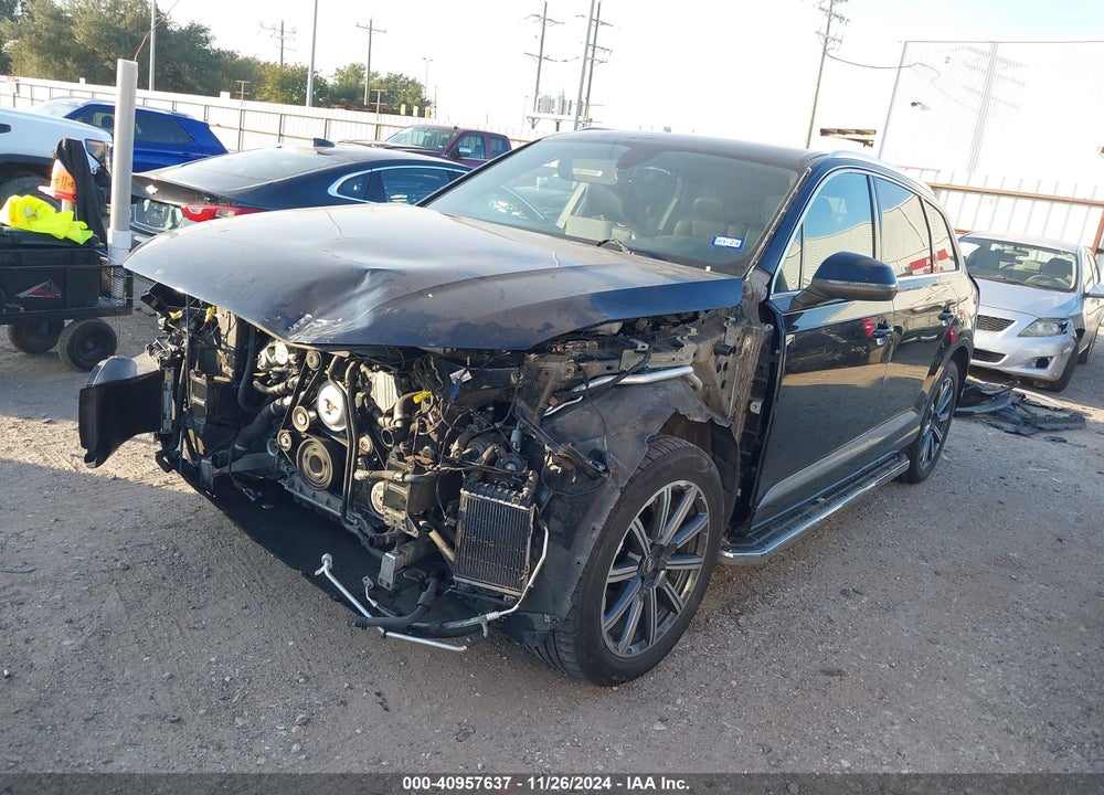 2017 AUDI Q7 3.0T PREMIUM VIN: WA1LAAF79HD018127