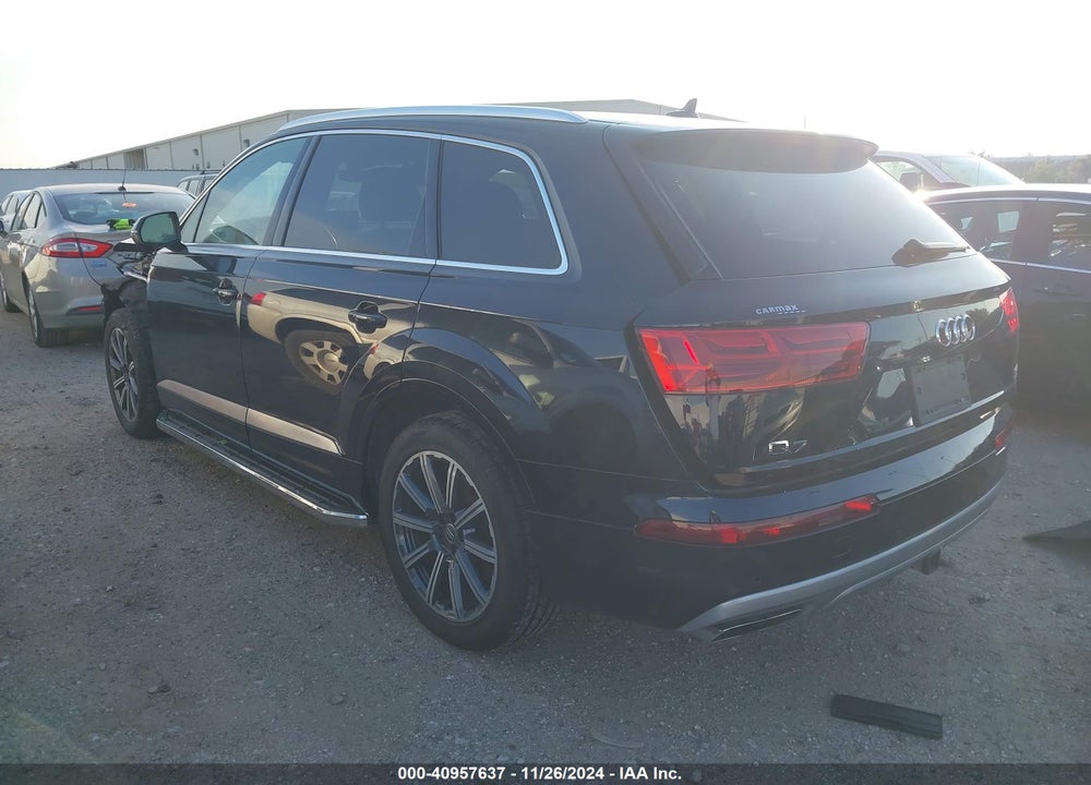 2017 AUDI Q7 3.0T PREMIUM VIN: WA1LAAF79HD018127