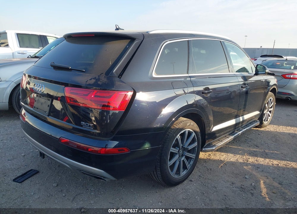 2017 AUDI Q7 3.0T PREMIUM VIN: WA1LAAF79HD018127