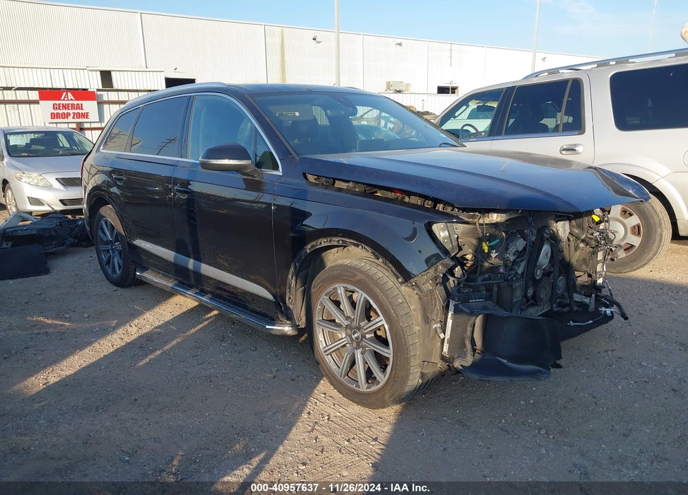 2017 AUDI Q7 3.0T PREMIUM VIN: WA1LAAF79HD018127