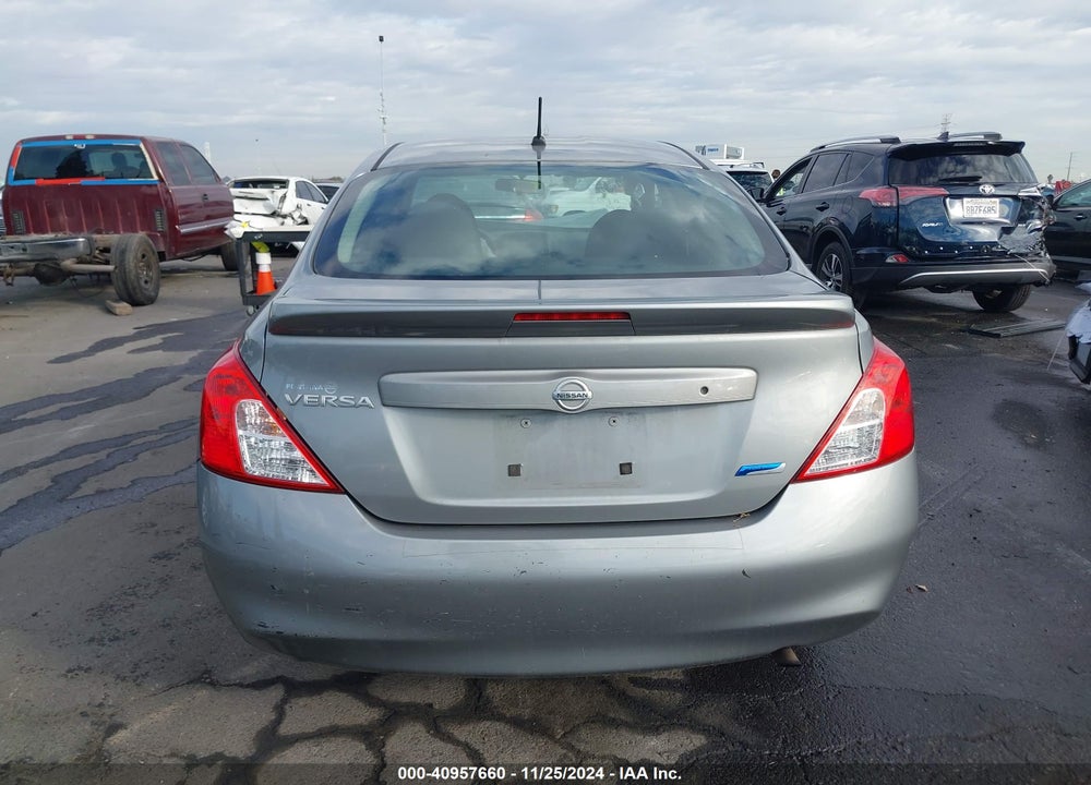 2014 NISSAN VERSA 1.6 S+ VIN: 3N1CN7AP0EL853739