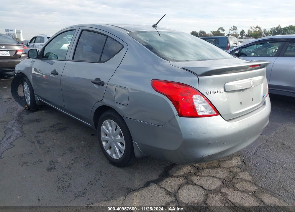 2014 NISSAN VERSA 1.6 S+ VIN: 3N1CN7AP0EL853739