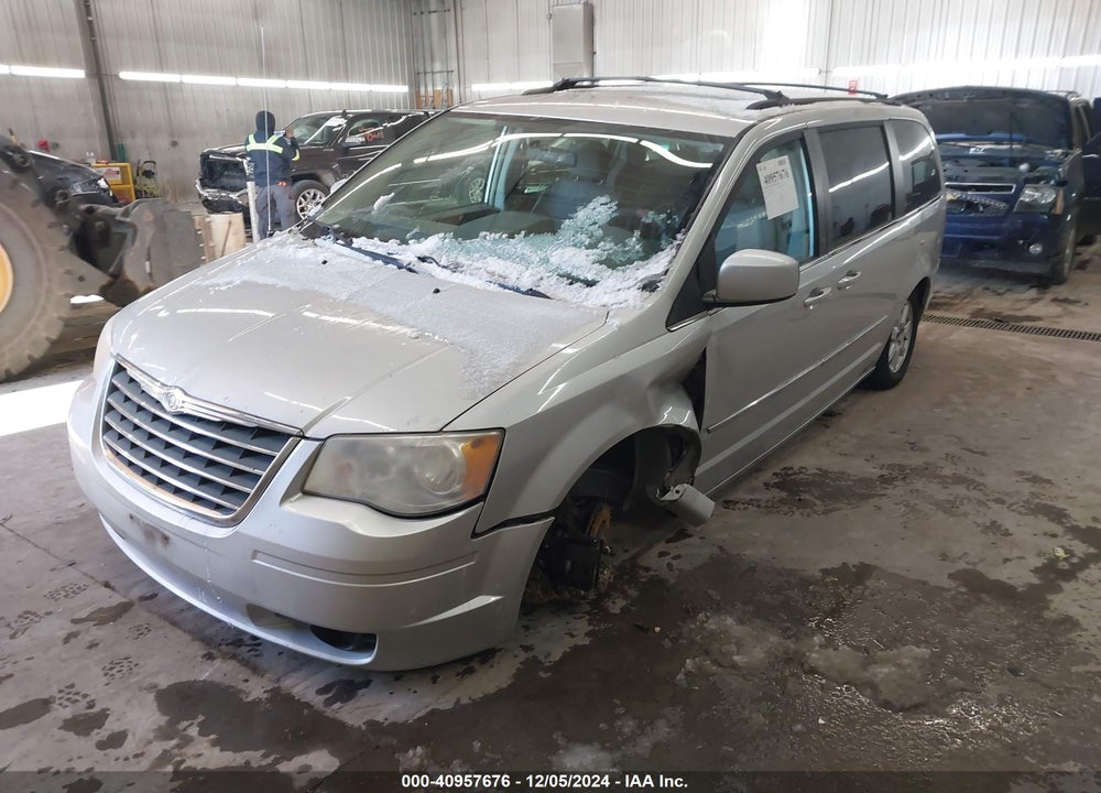 2010 CHRYSLER TOWN & COUNTRY TOURING VIN: 2A4RR5D17AR235185