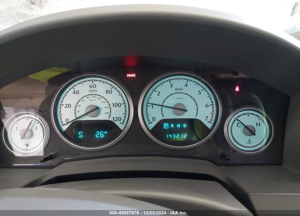 2010 CHRYSLER TOWN & COUNTRY TOURING VIN: 2A4RR5D17AR235185