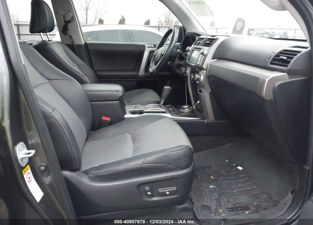 2019 TOYOTA 4RUNNER SR5 PREMIUM VIN: JTEBU5JR0K5613941