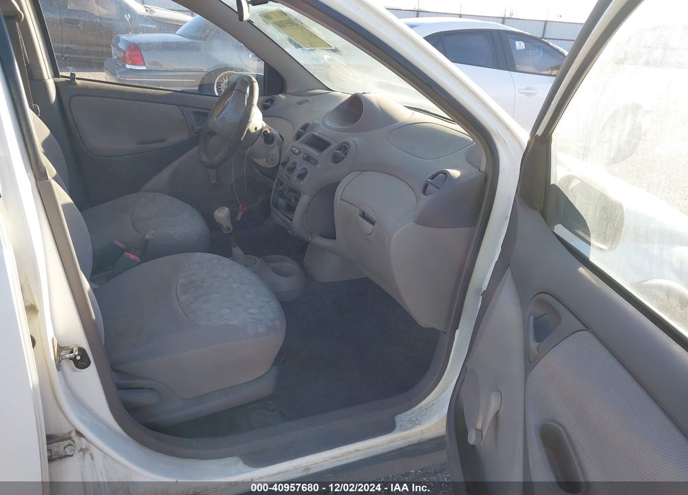 2000 TOYOTA ECHO VIN: JTDBT1235Y0035903
