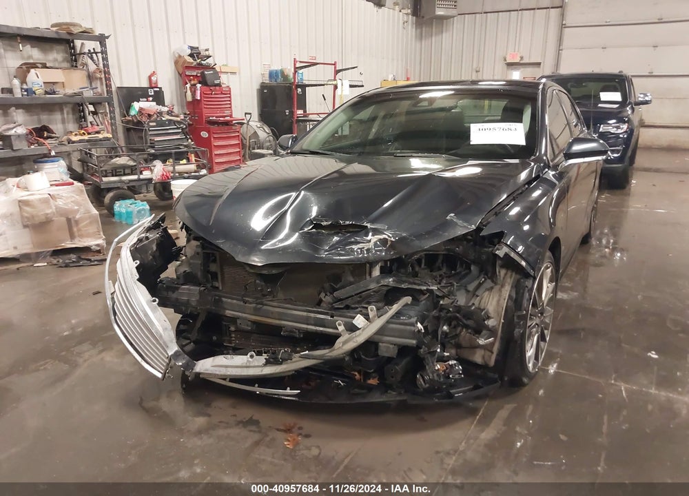 2014 LINCOLN MKZ HYBRID VIN: 3LN6L2LU0ER807360