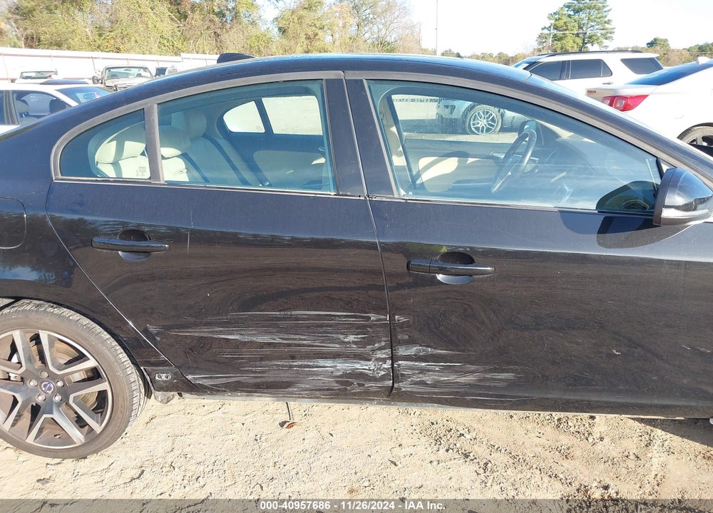 2017 VOLVO S60 T5 DYNAMIC VIN: YV126MFL1H2423874