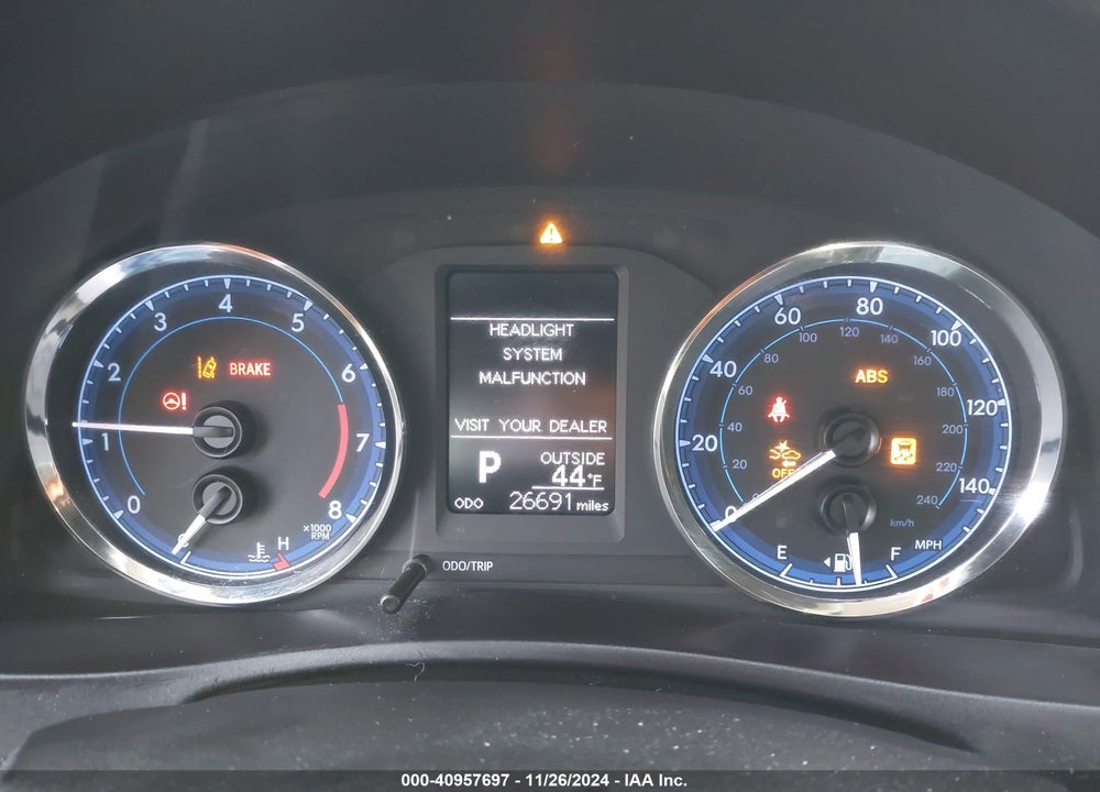 2017 TOYOTA COROLLA LE VIN: 5YFBURHE5HP690024