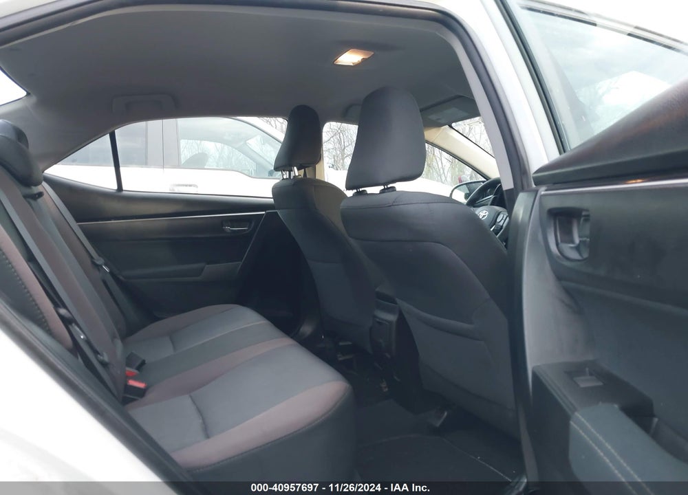 2017 TOYOTA COROLLA LE VIN: 5YFBURHE5HP690024