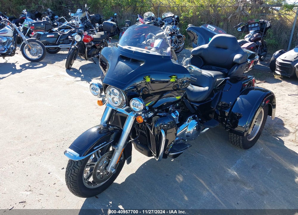 2023 HARLEY-DAVIDSON FLHTCUTG VIN: 1HD1MAF15PB852842