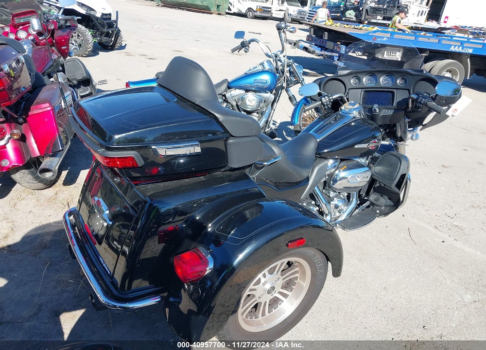 2023 HARLEY-DAVIDSON FLHTCUTG VIN: 1HD1MAF15PB852842