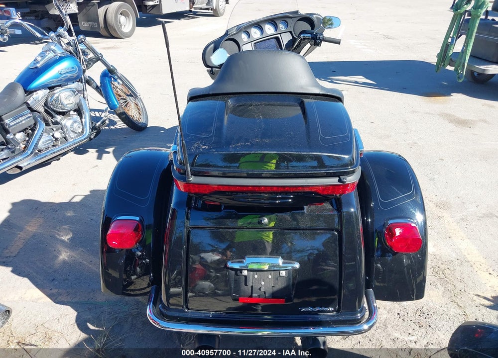 2023 HARLEY-DAVIDSON FLHTCUTG VIN: 1HD1MAF15PB852842