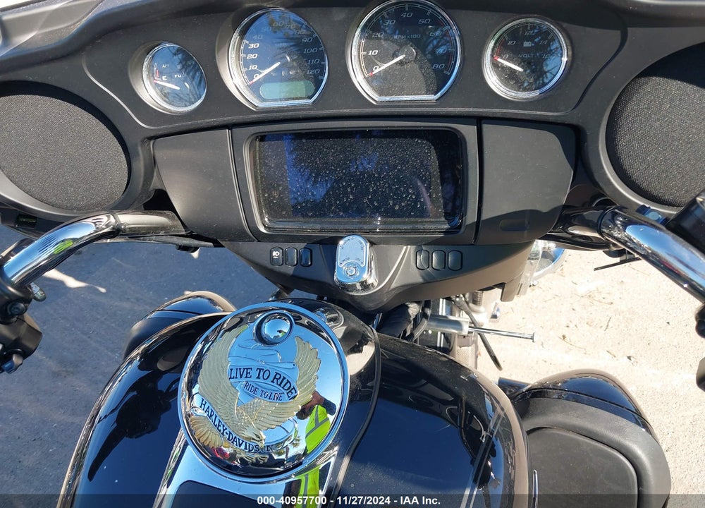 2023 HARLEY-DAVIDSON FLHTCUTG VIN: 1HD1MAF15PB852842