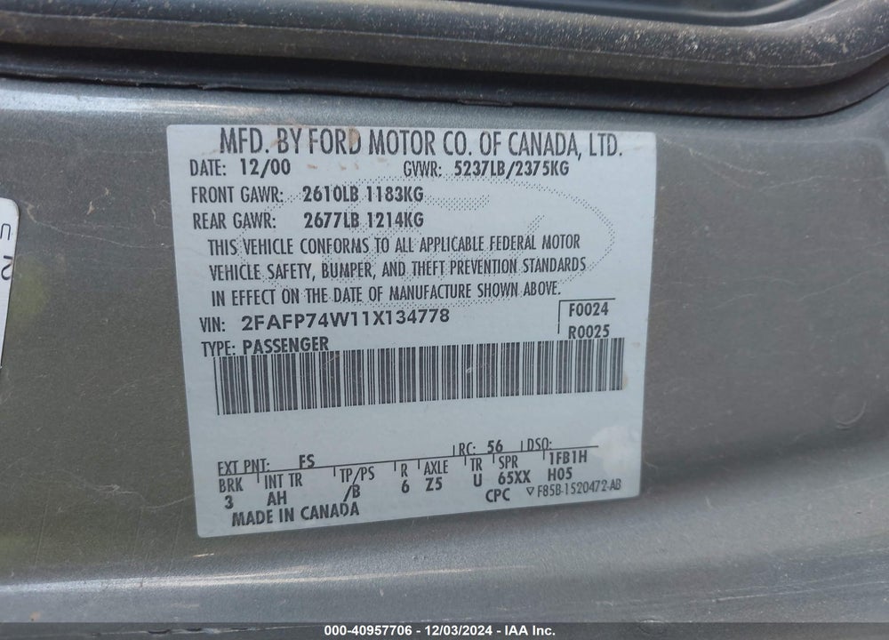 2001 FORD CROWN VICTORIA LX VIN: 2FAFP74W11X134778