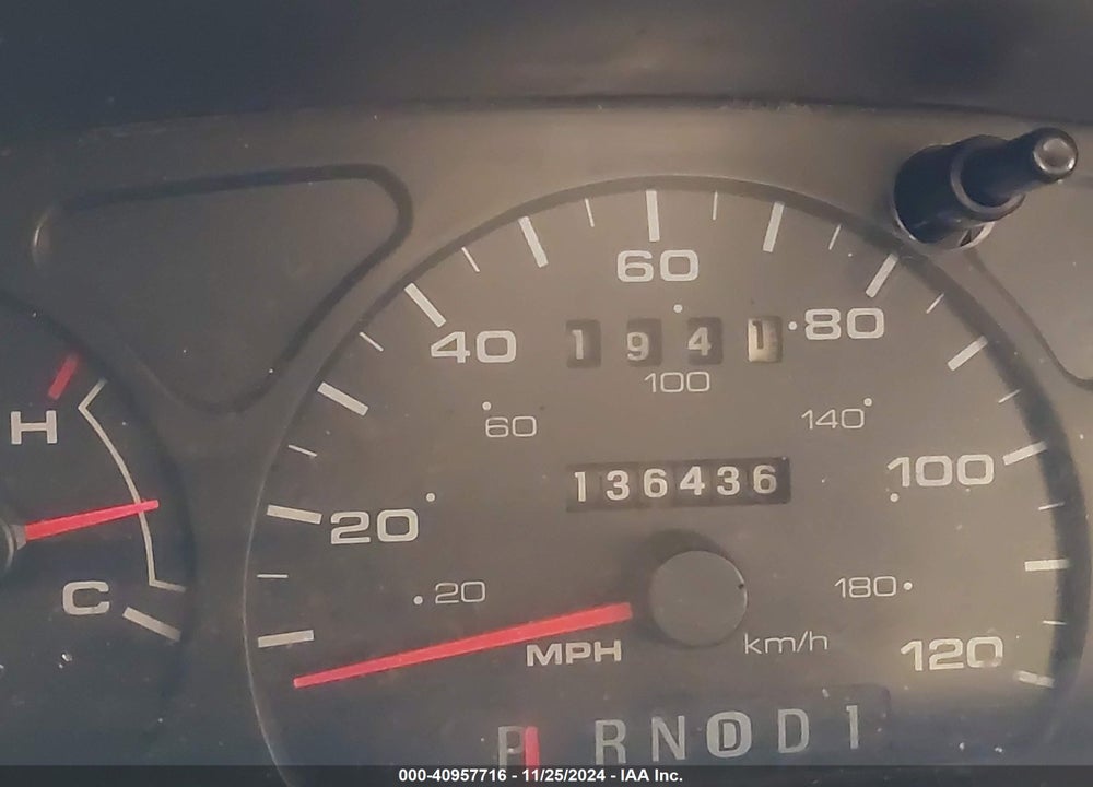 2002 FORD TAURUS SE VIN: 1FAHP53U62G132898