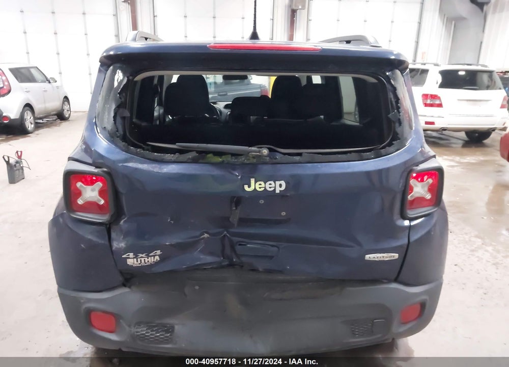 2018 JEEP RENEGADE LATITUDE 4X4 VIN: ZACCJBBB8JPH98599