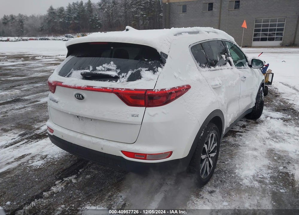 2017 KIA SPORTAGE EX VIN: KNDPNCAC5H7145581