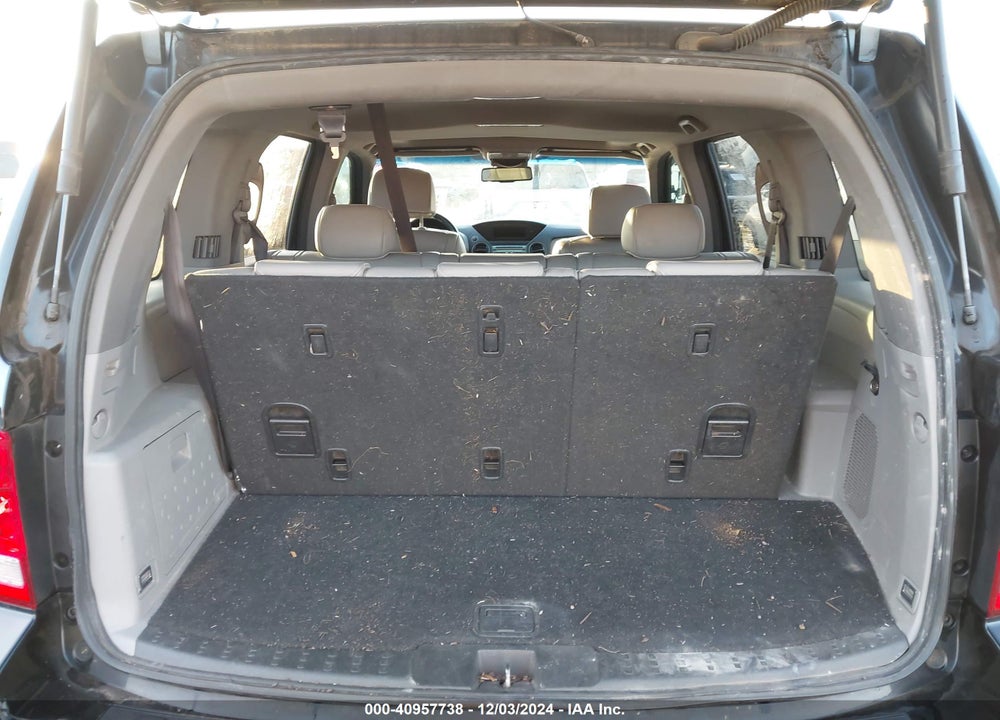 2011 HONDA PILOT EX-L VIN: 5FNYF3H58BB034808