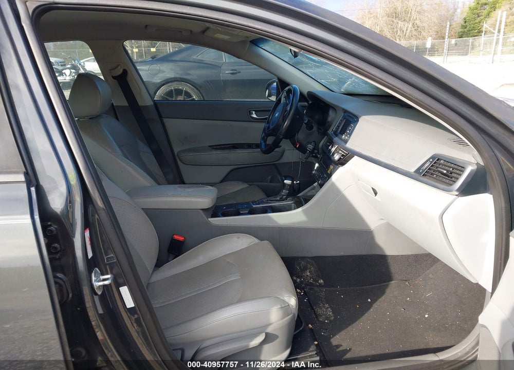 2016 KIA OPTIMA VIN: 5XXGU4L37GG021307