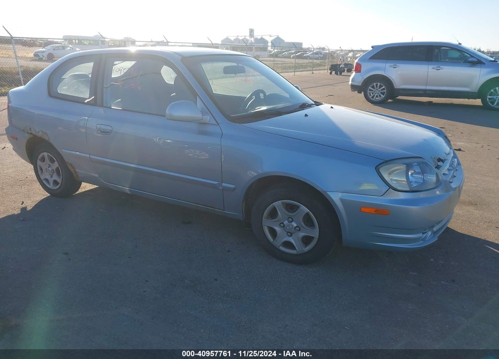 2005 HYUNDAI ACCENT GLS/GT VIN: KMHCG35C05U355257