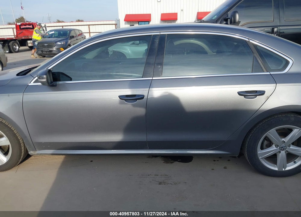2015 VOLKSWAGEN PASSAT 1.8T SE VIN: 1VWBS7A37FC064500
