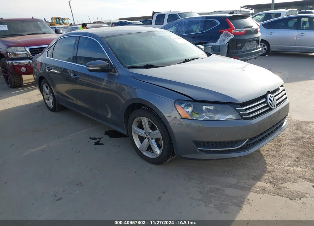 2015 VOLKSWAGEN PASSAT 1.8T SE VIN: 1VWBS7A37FC064500