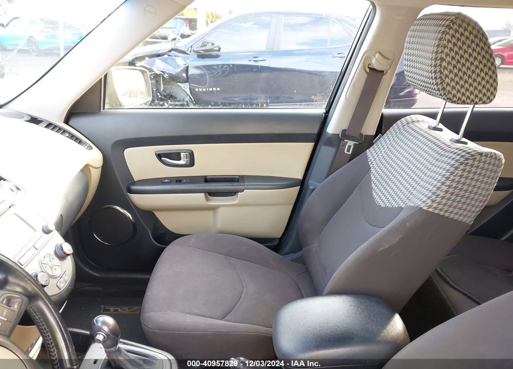 2013 KIA SOUL VIN: KNDJT2A68D7752195