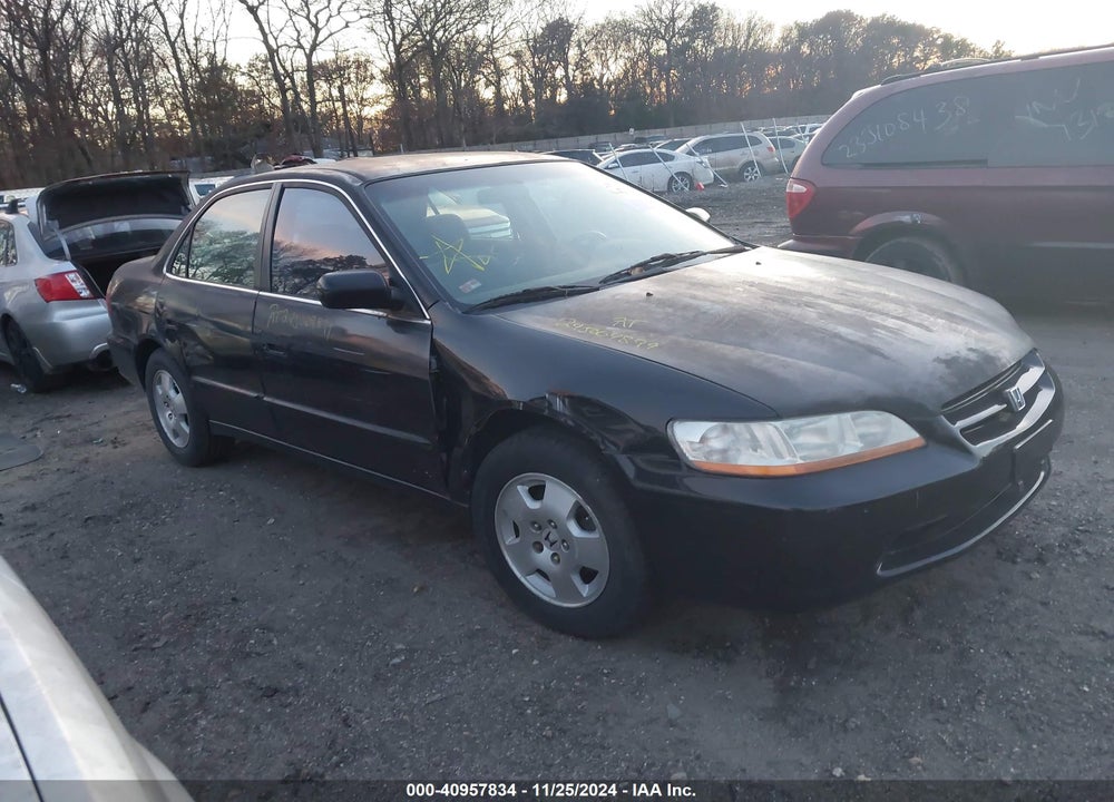1998 HONDA ACCORD LX V6 VIN: 1HGCG1642WA038648