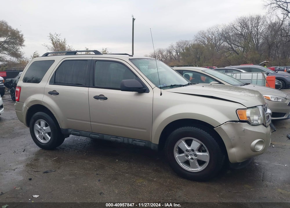 2010 FORD ESCAPE XLT VIN: 1FMCU0DG2AKA36086