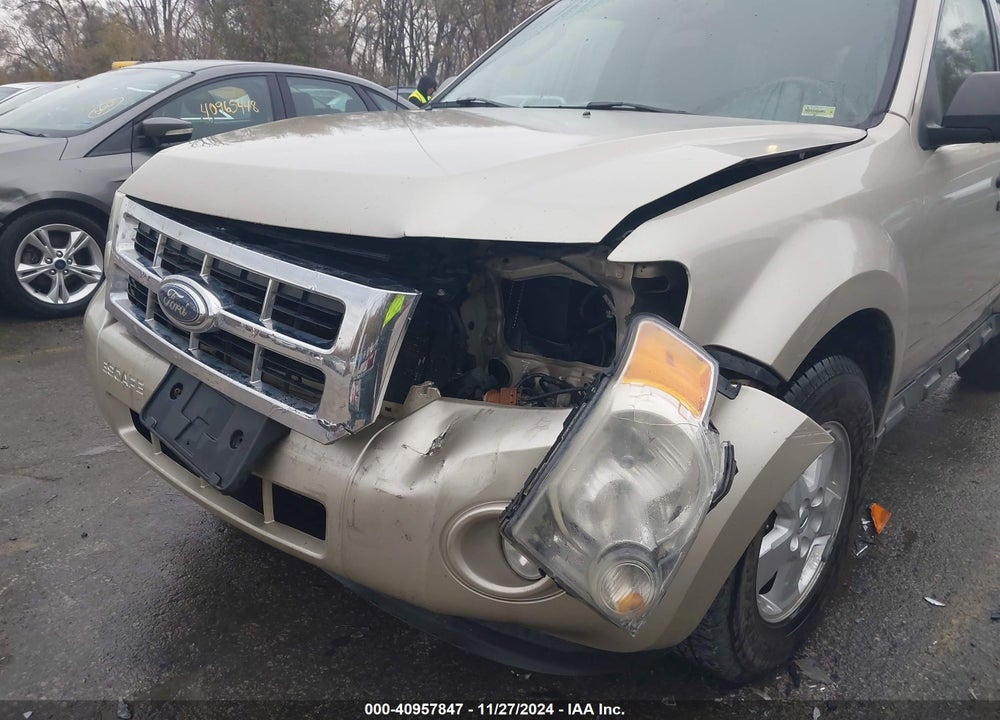 2010 FORD ESCAPE XLT VIN: 1FMCU0DG2AKA36086